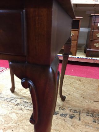 Hickory Chair Banded Mahogany End Table - Refinished - Delivery Available 5