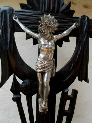 ANTIQUE BLACK GOTHIC CARVED WOODEN CRUCIFIX METAL CORPUS OF CHRIST ON THE CROSS 4