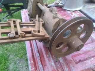 Antique duplex Cast Iron Water Pump Jack Hit & Miss Engine great 8