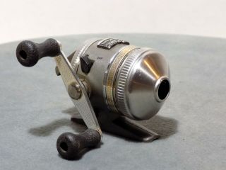 Vintage Zebco " - Ul3 Classic Feather Touch " Lite Casting Reel