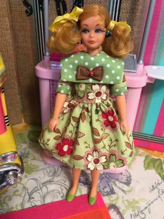 Vintage 1970 Living Skipper Barbie 