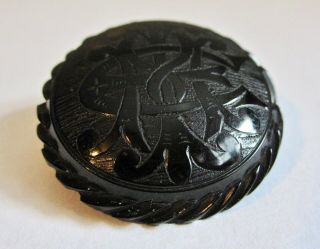 Antique Victorian Carved Whitby Jet Initials In Memory Of Mourning Brooch Pin 2