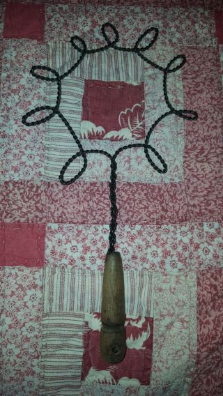 Antique Wire & Wood Looped Pillow Fluffer Rug Clothes Beater Primitive 1920’s