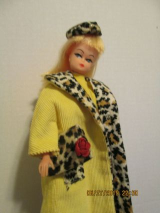Cute and sassy Vintage Barbie Clone Doll Hong Kong 3