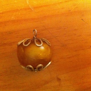 Fine Antique Natural Egg Yolk Baltic Amber Bead Pendant 2