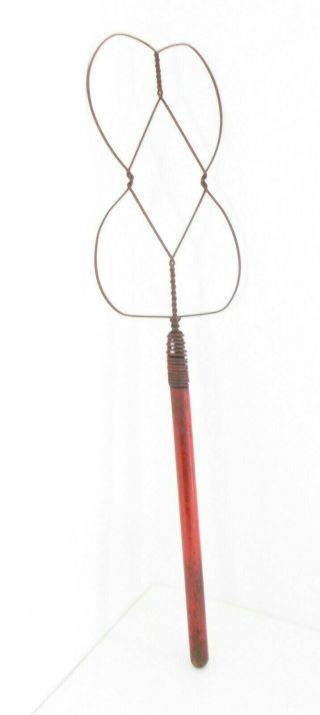 VTG Rug Carpet Beater Wooden Red Handle Twisted Wire Primitive Decor Wall Hanger 2
