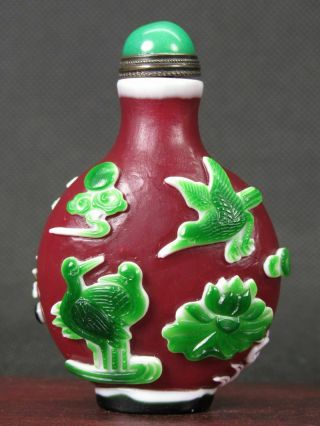 Chinese Crane Bird Carved Peking Overlay Glass Snuff Bottle