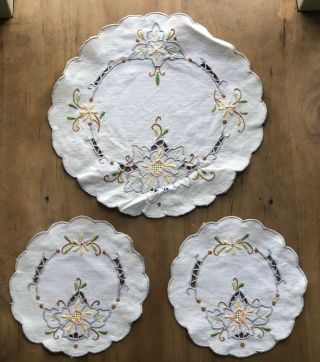 3 X Vintage White Cotton/linen Embroidered Dressing Table Mats Set