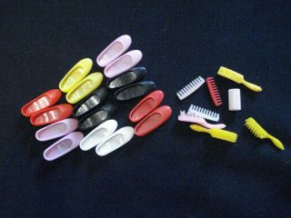 Vintage Barbie Skipper Flats Shoes,  Combs And Brushes In