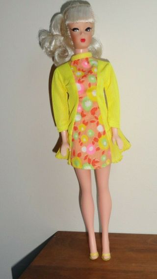 Vintage Barbie Clone MADDIE MOD YELLOW FLORAL DRESS HEELS PURSE WOW NO DOLL 5