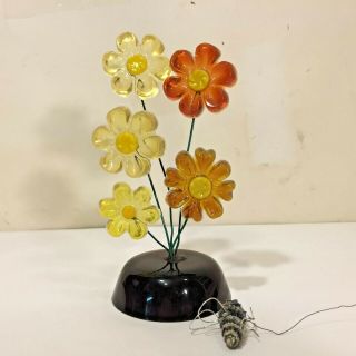 Vtg Mcm Lucite Acrylic Plastic Flower Daisy Centerpiece Bouquet Sculpture W Bee