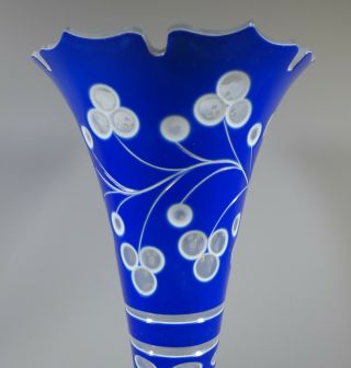 ANTIQUE BOHEMIAN COBALT BLUE AND WHITE OVERLAY CUT GLASS LARGE VASE 4