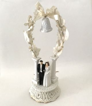 Vtg Wedding Cake Topper Bride And Groom Chalkware Lace Arch Bell Columns 1940s