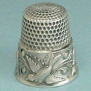 Antique Sterling Silver Three Birds Thimble By Waite,  Thresher Co.  Circa 1890s