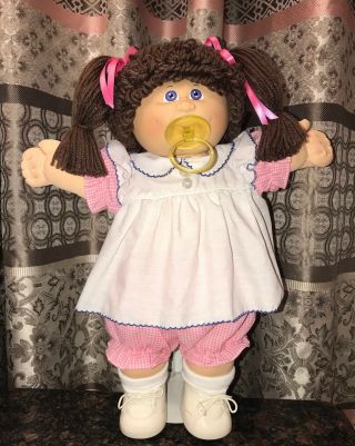 Vintage 1983 Cabbage Patch Doll Ok Factory W/paci In