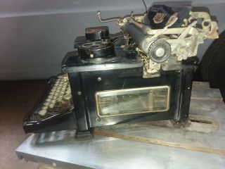 Antique Vintage 1933 Royal Model 10 Typewriter w/Beveled Glass Sides 2