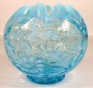 Antique Vtg Fenton Blue Opalescent Daisy & Fern Ruffled Art Glass Rose Bowl Vase