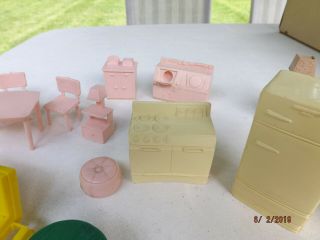 Vintage Marx Doll House Washer/Dryer,  Plastic Accessories & Furniture 5