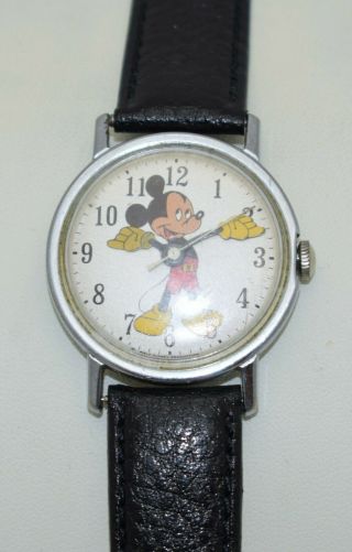 Vintage Mickey Mouse Wrist Watch ©walt Disney Timex - Type Movement W/new Strap