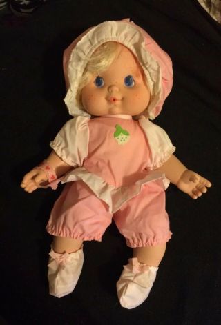 Strawberry Shortcake Blow Kiss Baby Needs A Name Doll Kenner 1984 Attached Hat
