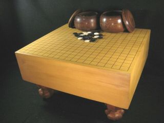 Vintage Japanese Kaya Wood Go Game Board Goban Hand Carved Wooden Legs