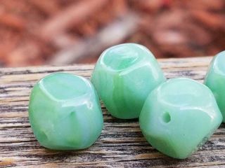 Pretty Baroque Jade Green Vintage 11mm Loose Glass Beads Bohemian Czech Nos
