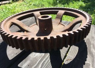 Rare Hard To Find Antique Industrial Cast Iron Gear/ 15.  5” /1.  5” Arbor/ 70 Teeth 4