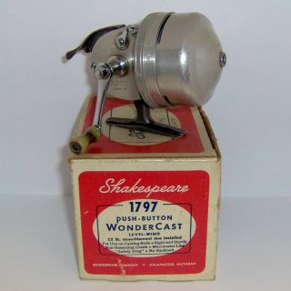 C.  1959 Shakespeare " Wondereel " No 1797 Push - Button Spin Casting Reel Model Fb