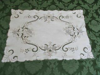 Vintage Madeira Tray Cloth - Hand Embroidered - Linen
