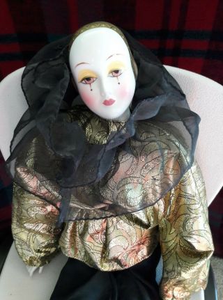 Musical Silvestri Dollcrafter Classics Porcelain Harlequin Jester Doll 26 " 1985
