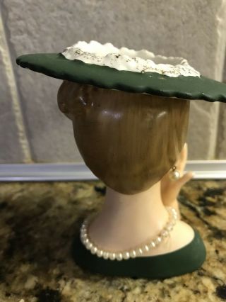 VTG NAPCO I Love LUCY HEAD VASE C3343 W/ FAUX STUD PEARL EARRINGS & NECKLACE 3
