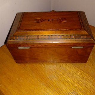 Vintage Antique Wood Inlay Jewelry Box Keepsake Box Trinket Box w/ Key 4