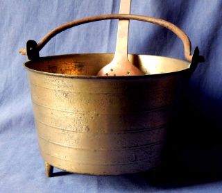 18th century French bronze and iron handled tripod hearth cauldron circa 1780 2