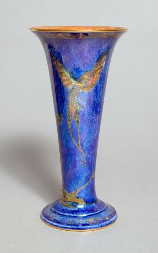 Wonderful Antique Wedgwood Lustre Trumpet Vase With Exotic Birds