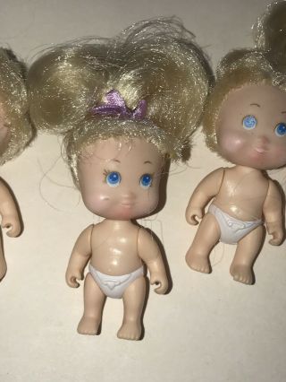 Vintage TYCO QUINTS Blonde Tiny 5 Baby Dolls Set 1990 Pink Bunting Blonde Bed 2