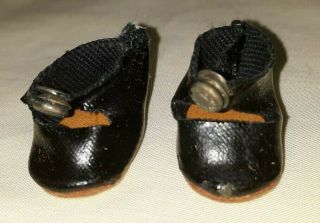 VINTAGE VOGUE GINNY DOLL BLACK CENTER SNAP SHOES FUZZY BOTTOMS $27.  99 2