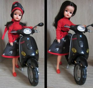 Vintage Sindy doll,  Pedigree,  with motorcycle 6