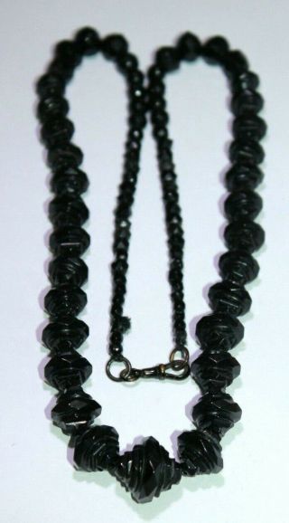 Stunning Antique Victorian carved bead Whitby jet necklace 64 cm 3
