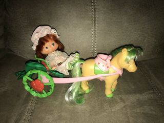 Vintage Strawberry Shortcake Sweet Sleeper Doll W/ Horse And Carriage 1980’s