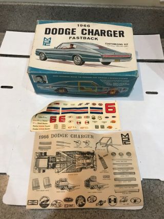 Mpc 1966 Dodge Charger Box & Decal & Inst Only Kit 7 Circa 1966