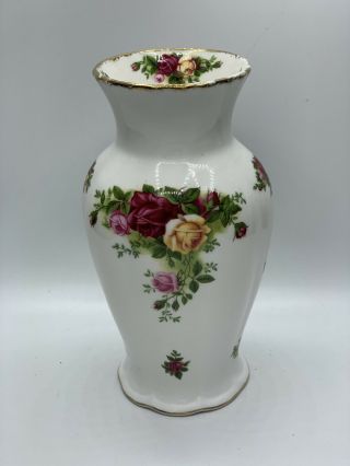 Antique 1962 Royal Albert Old Country Roses 7” Montrose Flower Vase England