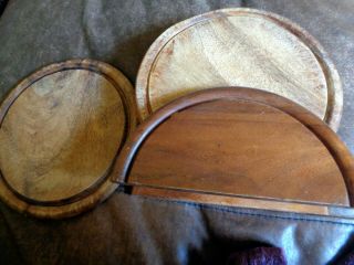 Vintage Set 5 Wooden Wood Circular Place Mats Plates Bread Boards Holder