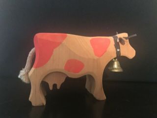 VINTAGE WOODEN HAND CARVED BOVINE COW WITH BELL AND UDDER 8 INCHES LONG 4