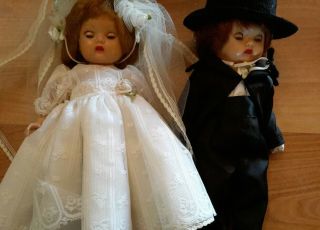 Storybook Bride And Groom Dolls in Red Case Muffie Doll 3