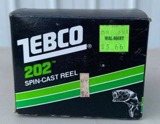 Zebco 202 Spin Cast Reel Vintage Green