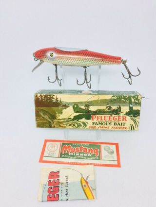 Vintage Pflueger 9512 Musky Striper Mustang Minnow Fishing Lure Red Squid