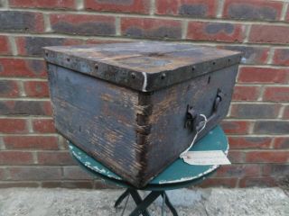 Rustic Vintage Wooden Chest Trunk Metal Banded Lid Strong Tool Box Dovetail