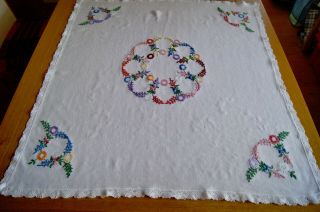 Vintage White Rayon Linen Tablecloth Hand Embroidery Flowers Bobbin Lace T116