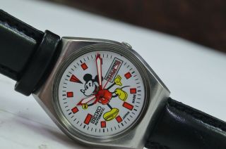 Vintage Seiko Mickey Mouse Gold Plated Day Date 17 Jewels 6309 Movt Wrist Watch 3