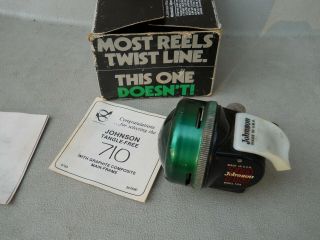 Vintage Johnson 710a Spin Cast Fishing Reel W/ Box Paperwork Good Order